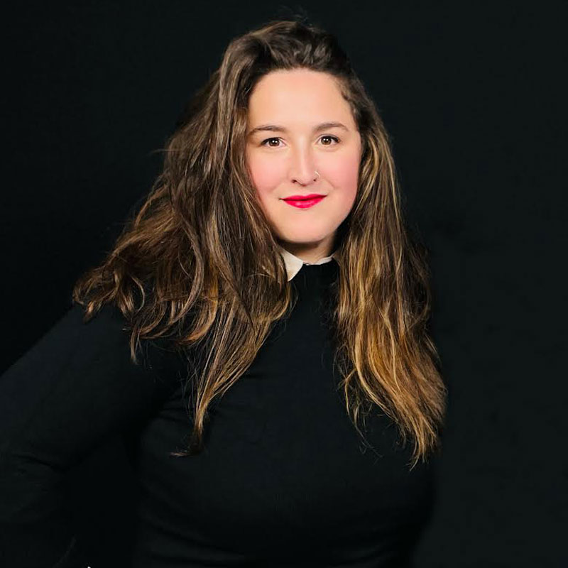 Silvia Pontes, produtora